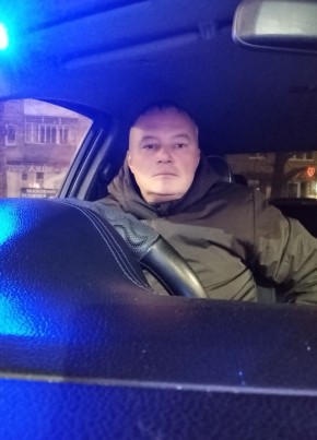 Евгений из Тольятти 44 года