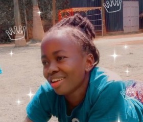 Caroline, 31, Nairobi