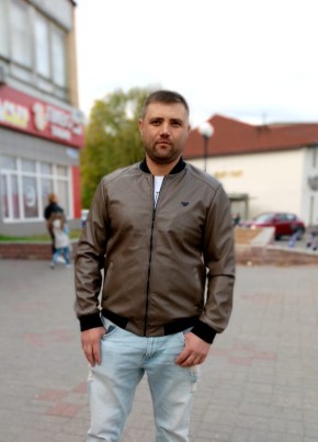 Ilia из Białystok 32 года