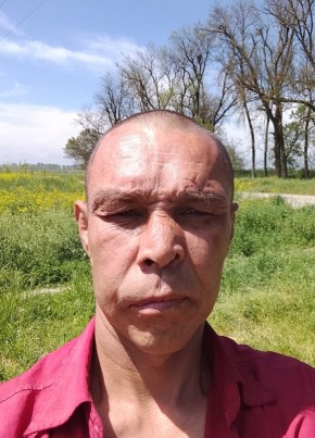 Сергей из Межгорье 44 года