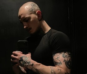 Vadim, 19, Yekaterinburg