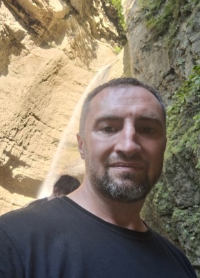 Артур из Нальчика 41 год
