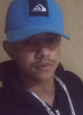 Francisco vieira из Caldas Novas 29 лет