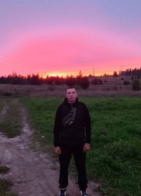 Евгений из Москвы 19 лет