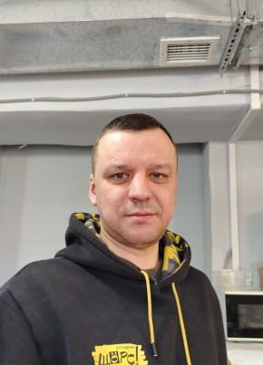 Денис из Петропавловск-Камчатския 42 года