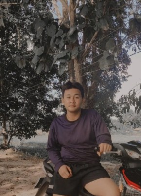 Supakit, 20, ราชอาณาจักรไทย, แม่จัน