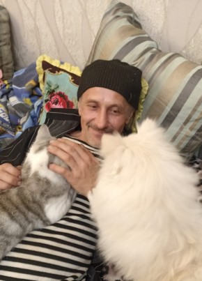 Виктор из Феодосии 49 лет