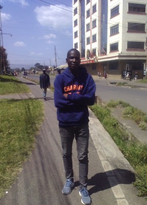 Moses lendo из Nakuru 21 год