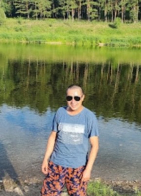 Вадим из Бакала 36 лет