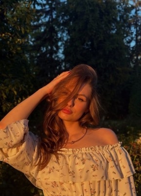 Алина из Краснодара 22 года