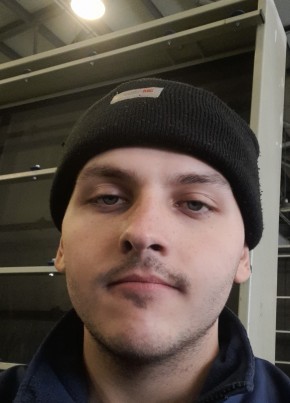 Roman, 24, Russia, Omsk
