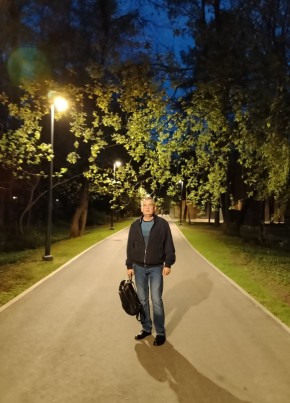 Алексей из Москвы 52 года
