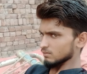 Malik hamza, 20, Sillanwali
