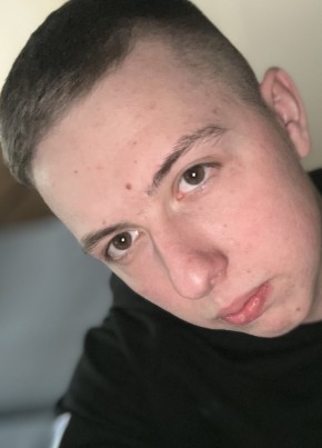 Олег, 23, Россия, Санкт-Петербург