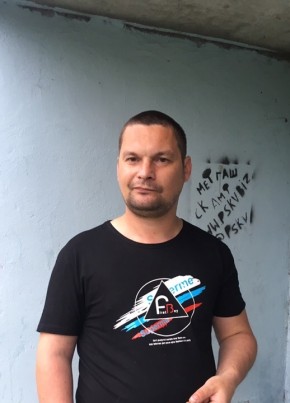 Юрий из Великие Луки 42 года