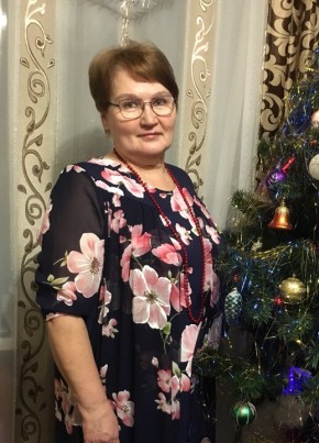 Валентина, 68, Россия, Луга