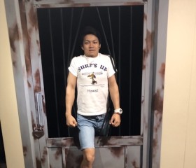 tomo, 27, Kawanishi