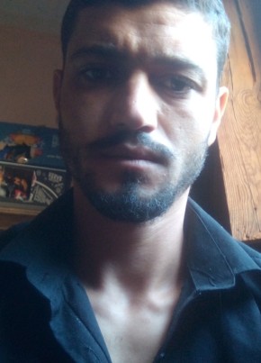 محمد ابو حمزه, 18, جمهورية مصر العربية, أسيوط