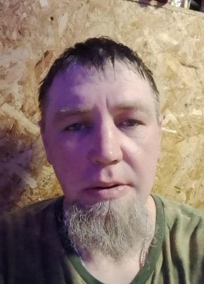 Евгений из Валуйки 42 года