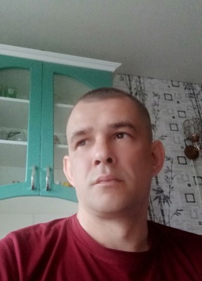 Юрий, 42, Россия, Зверево