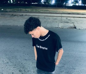Luciano, 18, Maracaibo