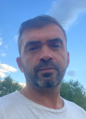 Юрий из Твери 45 лет