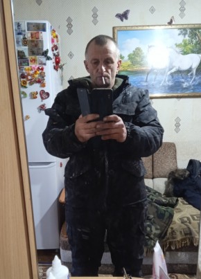 Саша, 40, Россия, Калачинск