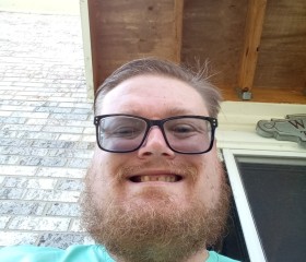 Beau Jones, 33, Buffalo (State of New York)