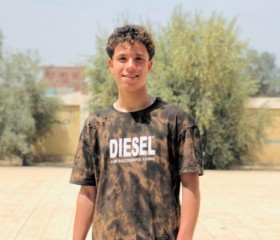 Badr, 19, Bilbays