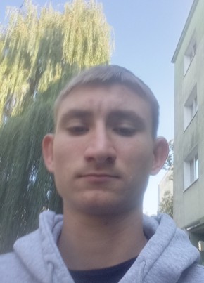 Anton из Łódź 18 лет