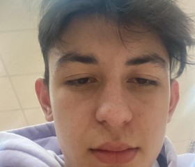 Matvey, 21, Yaroslavl