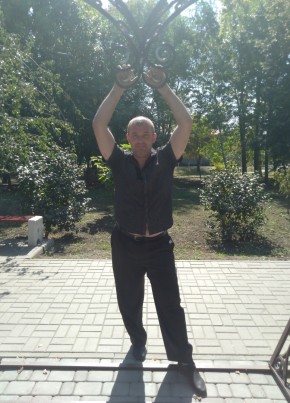 Андрей, 43, Россия, Новоаннинский