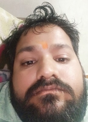 Vinod, 23, India, Ahmedabad
