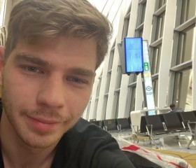Mike Belokur, 23, Dubai