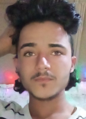 علي ابو حيدر, 22, الجمهورية العربية السورية, اللاذقية
