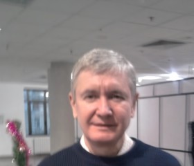 Виктор, 61 год, Харків