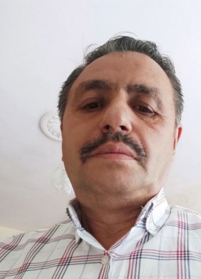 Mahmut, 58, Türkiye Cumhuriyeti, İstanbul