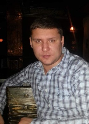 Руслан из Монино 42 года
