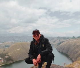 XAVIER, 19 лет, Latacunga