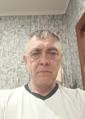 Виталий из Корочи 45 лет