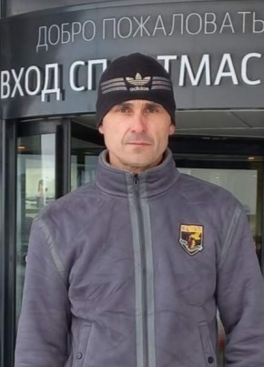 Руслан из Краснодара 49 лет
