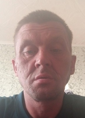 Александр из Соликамска 44 года