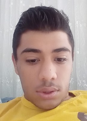 Ömer из Çankaya 18 лет