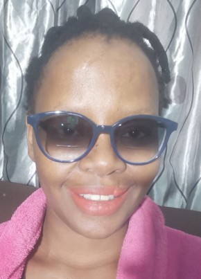 Lora, 33, iRiphabhuliki yase Ningizimu Afrika, Polokwane