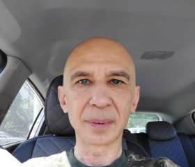 Rinat, 60, Moscow