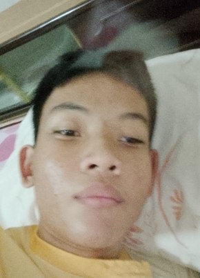 ภูมิ из กรุงเทพมหานคร 18 лет