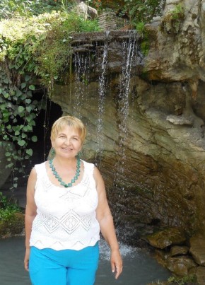 Елена, 65, Россия, Тюмень