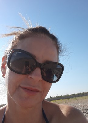 Lana, 51, Russia, Rodnykovoe