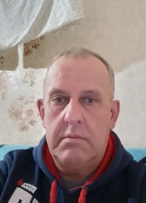 Виктор, 58, Россия, Балаково