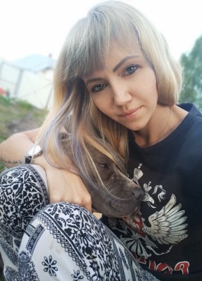 Алина, 33, Россия, Санкт-Петербург